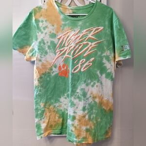 Stranger Things Men's Hawkins Tiger‎ Pride Shirt Tie Dye Size L